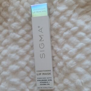 Sigma Conditioning Lip Mask